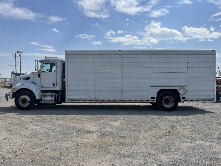 2012-peterbilt-337-image-8