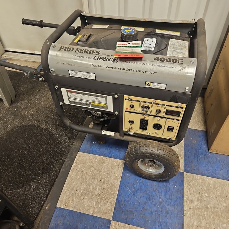 PRO SERIES 4000 GENERATOR