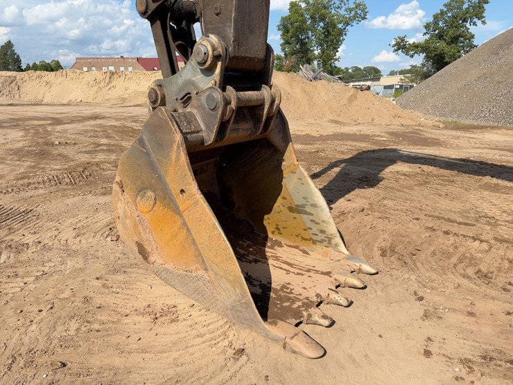 2004-volvo-ec360b-lc-image-12