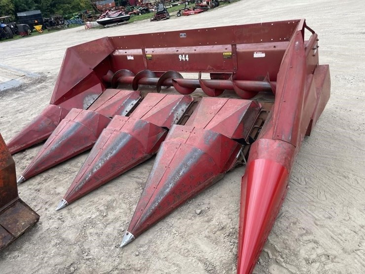 case-ih-944-image-2