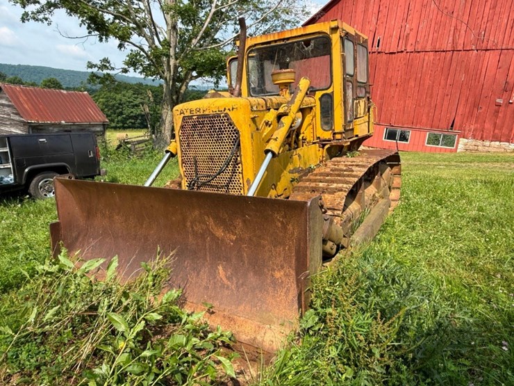 caterpillar-d6c-image-2