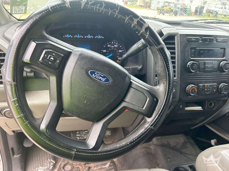 2017-ford-f350-image-16