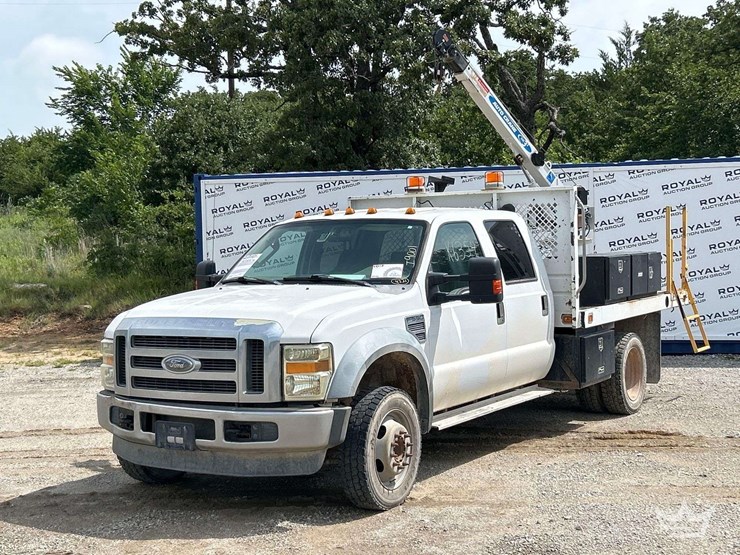 2010-ford-f550-image-2