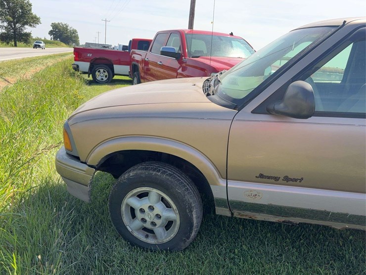 1996-gmc-jimmy-image-8