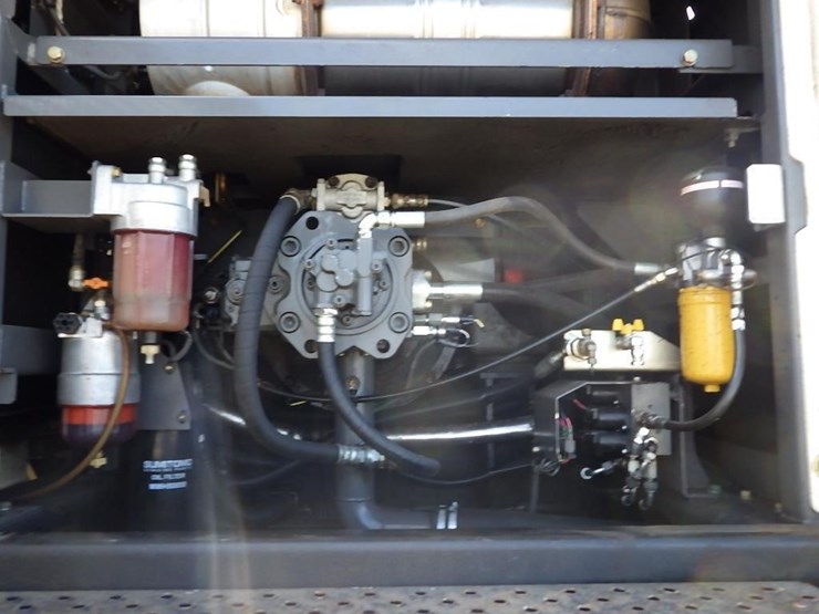 link-belt-4040-dangle-head-tracked-log-processor-image-30