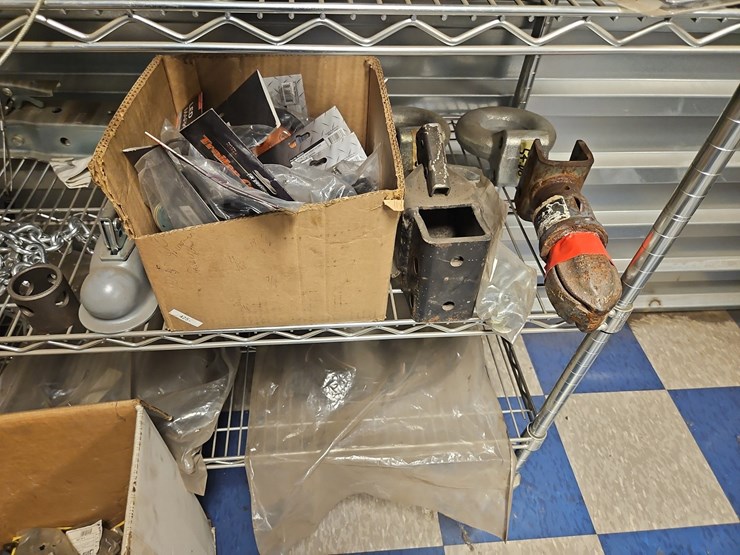 rolling-shelf-with-contents-image-7