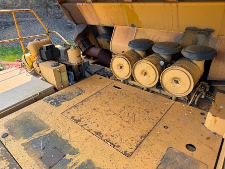 komatsu-330m-image-15
