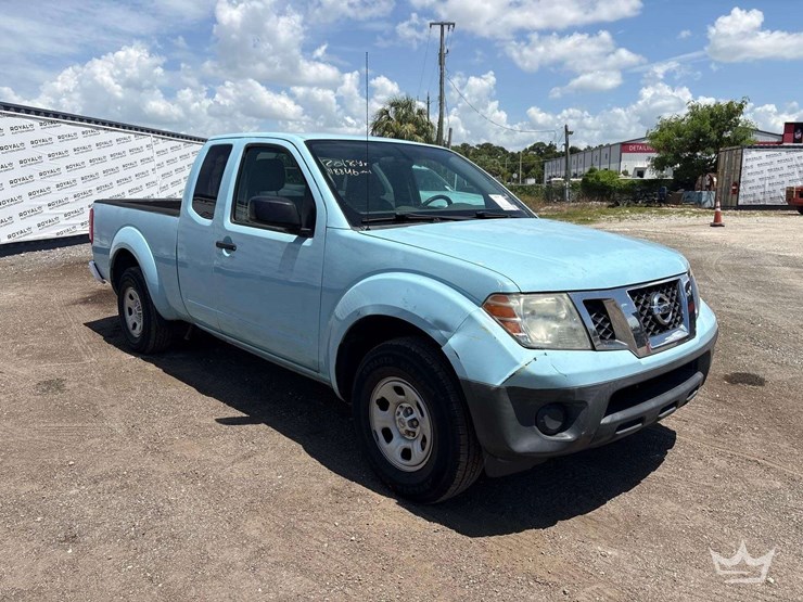 2018-nissan-frontier-image-2