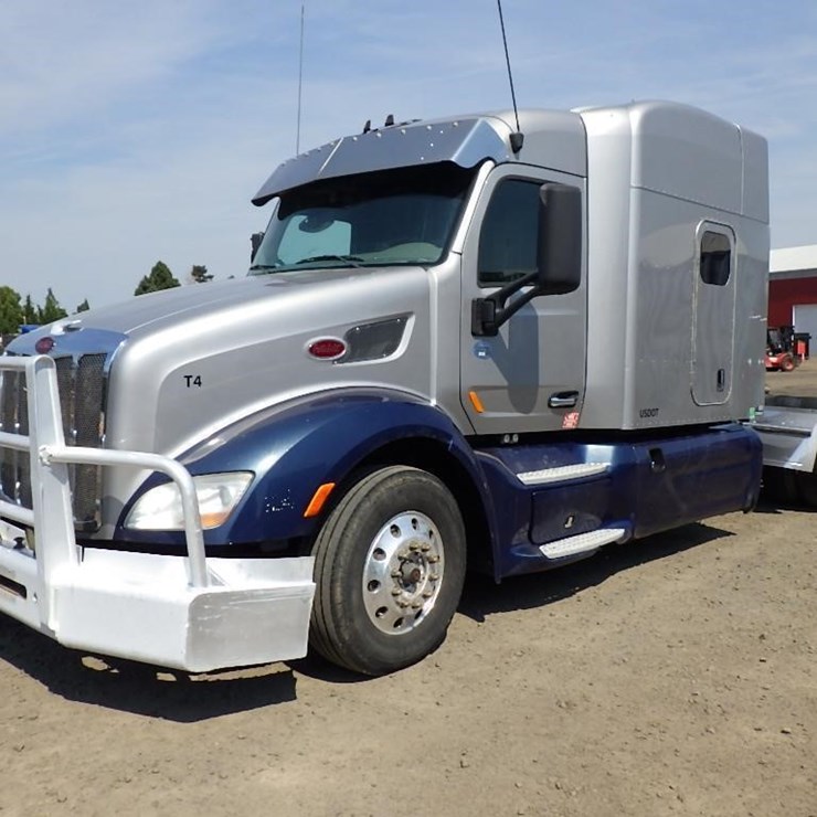 2015 PETERBILT 375