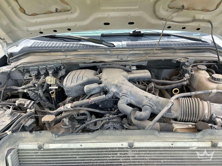 2010-ford-f550-image-8