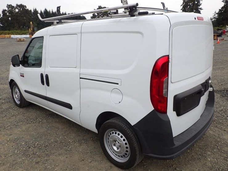 2017-ram-promaster-city-image-3