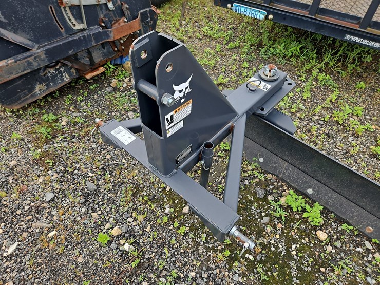 bobcat--72"-angle-plow-with-boce-image-5