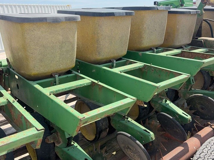 john-deere-7100-image-10