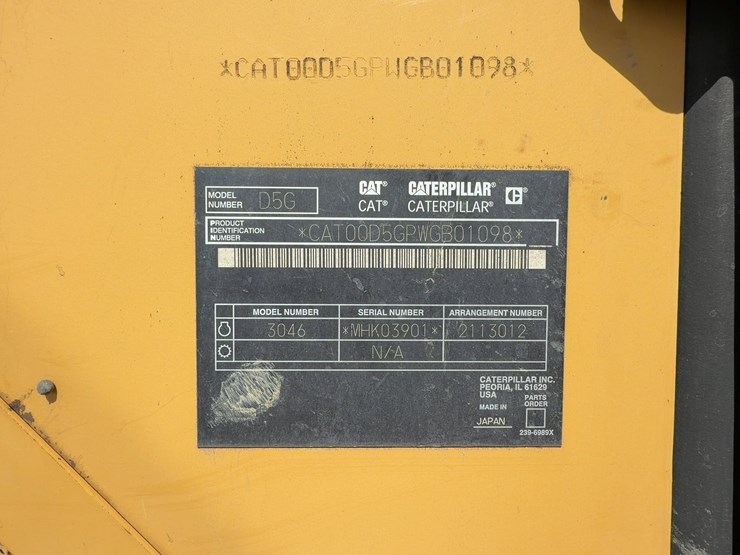 2004-caterpillar-d5g-xl-image-39