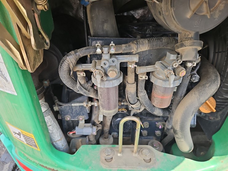2012-deere-17d-image-20