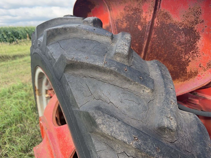 farmall-340-row-crop-image-31