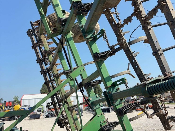 john-deere-726-image-11