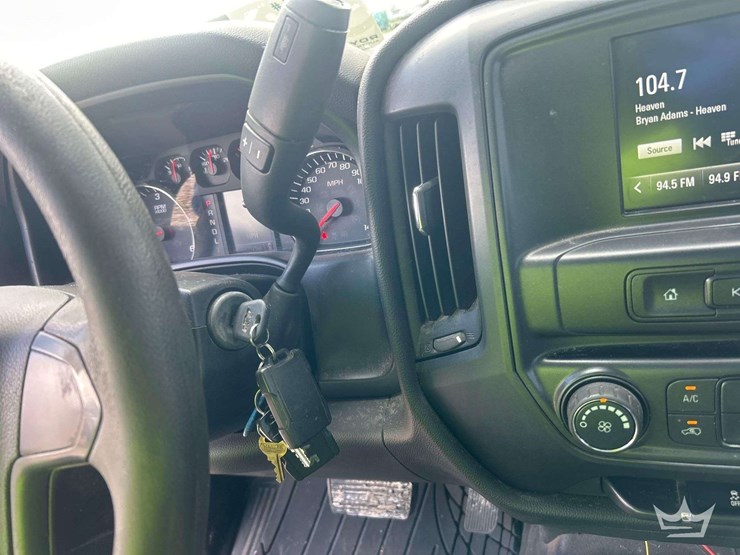 2017-chevrolet-silverado-1500-image-14