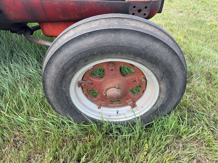 international-mccormick-deering-wd-9-image-18