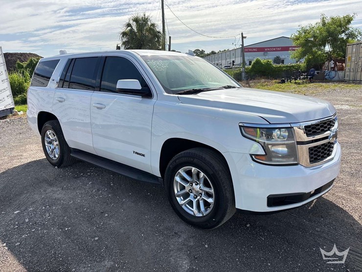 2018-chevrolet-tahoe-image-1