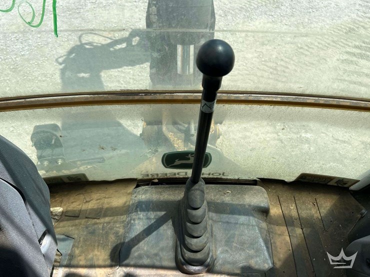 2019-deere-410l-image-17