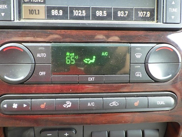 2008-ford-f350-image-35