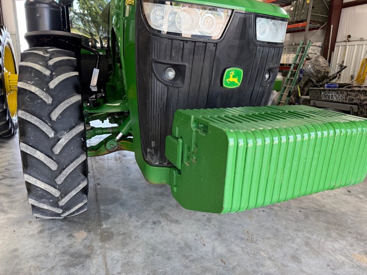 2011-john-deere-8285r-image-44