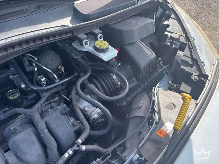 2021-ford-transit-connect-image-9