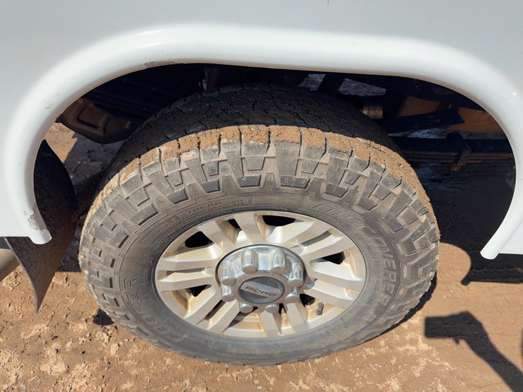 2019-ford-f350stx-utility-truck-image-13