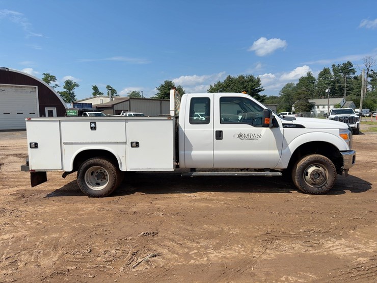 2016-ford-f350-xl-image-6