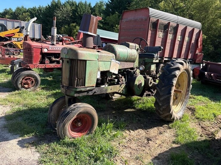 john-deere-530-image-1
