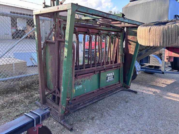 #965-•-cattle-squeeze-chute-image-5