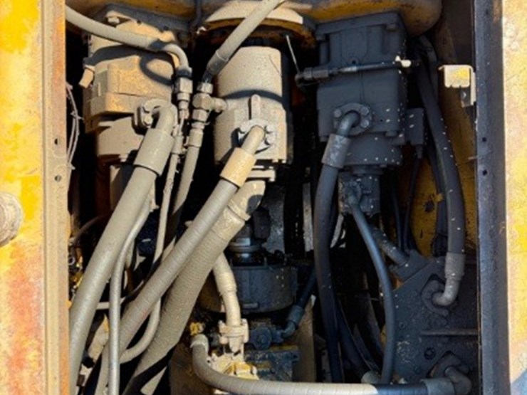 caterpillar-992g-image-25
