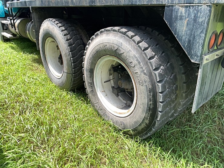 2012-mack-dump-truck-vn:1m2ax04c7cm012336-image-5