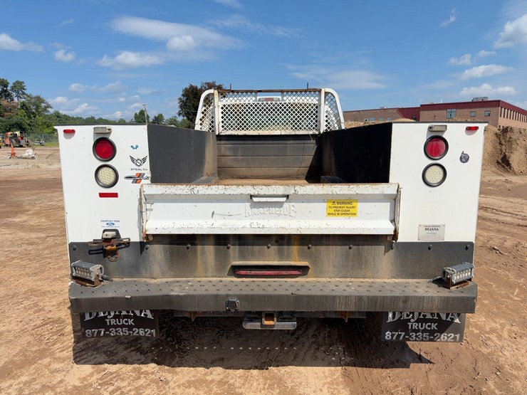 2016-ford-f350-xl-image-4