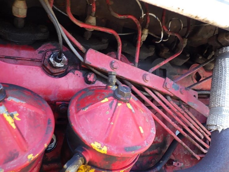 international-i-656-tractor-image-10