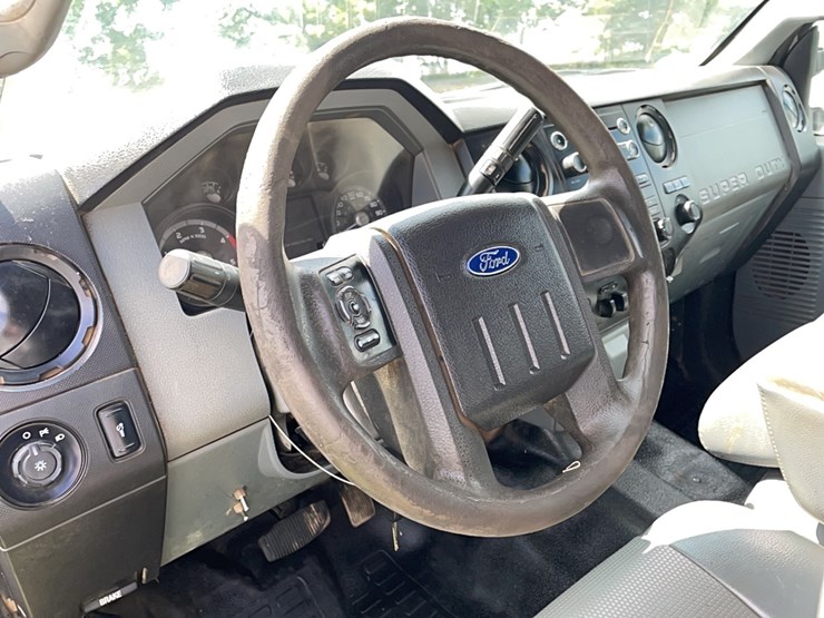 2014-ford-f250-image-12