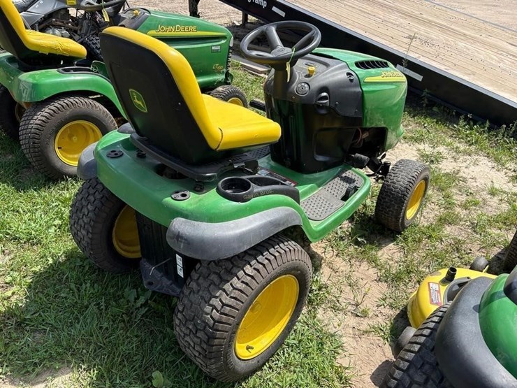 john-deere-l120-image-1