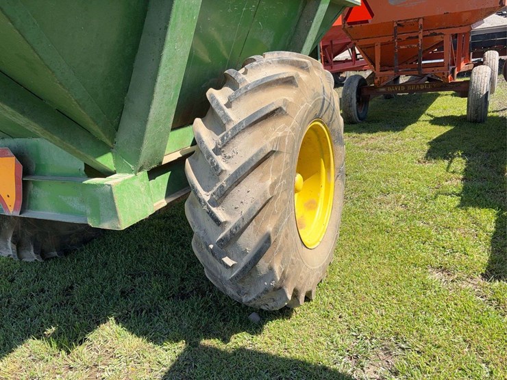 john-deere-1210-image-7