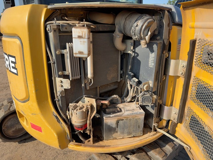 2016-deere-50g-image-26