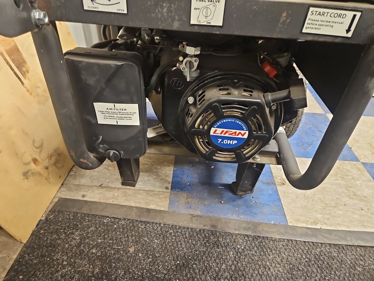 pro-series-4000-generator-image-3