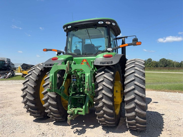 2012-john-deere-8335r-image-9