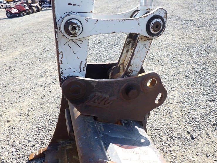 takeuchi-tb290-image-34