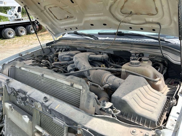 2010-ford-f550-image-7