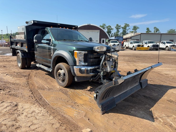2017-ford-f550-xl-image-7