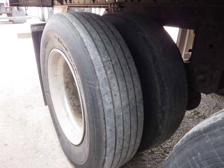 2016-utility-reefer-image-12