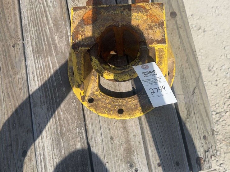 john-deere-338-image-4