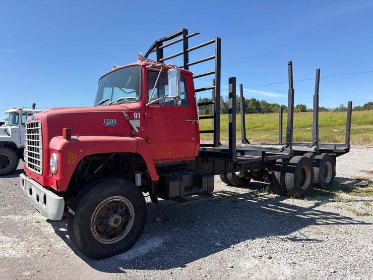 1984-ford-ln9000-image-1
