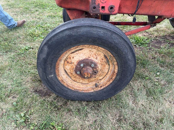 massey-ferguson-44-image-13