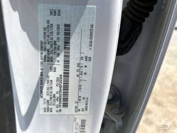2017-ford-f550-image-5